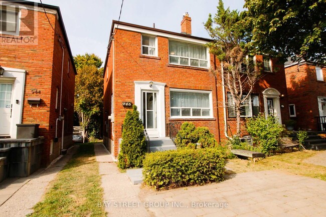 Building Photo - 946 Eglinton Ave E