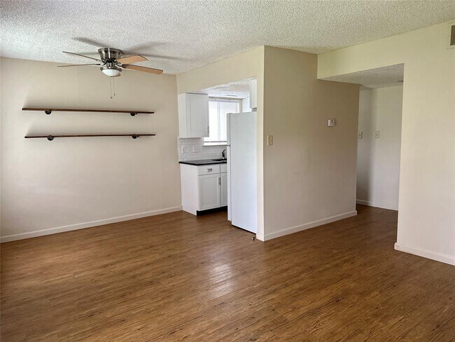 Foto del edificio - 3438 Willowrun Dr