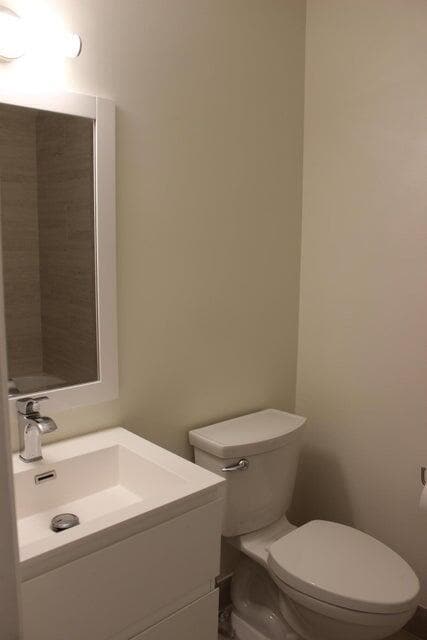 Building Photo - 6560 Via Regina