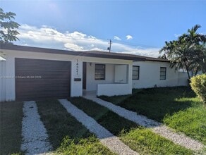 Building Photo - 14321 Boggs Dr