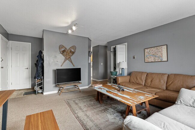 Foto del edificio - 349 Pearl St