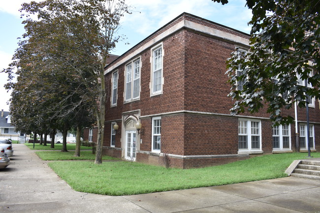 Building Photo - Stephen Foster Senior Living