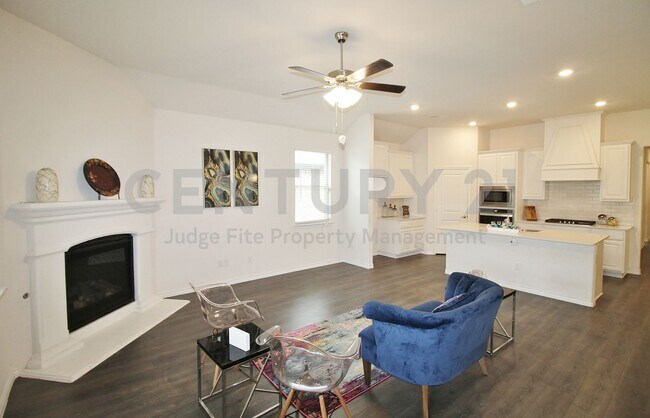 Building Photo - Stunning 4/3/2 in Heath For Rent!