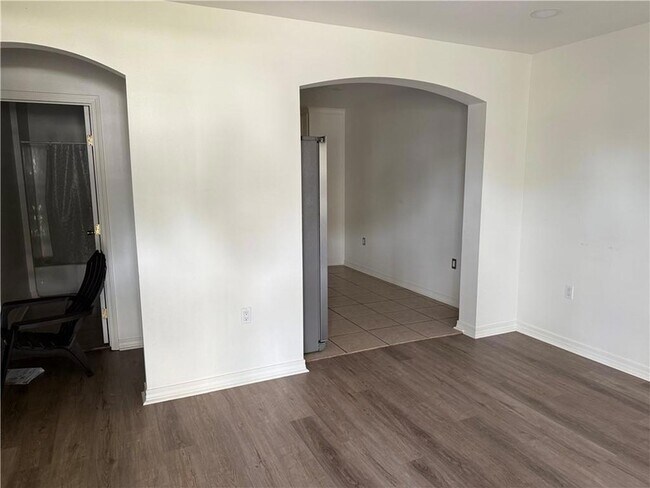 Foto del edificio - 706 Community St