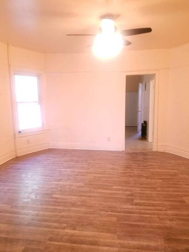 Building Photo - 3510 Neptune Ave