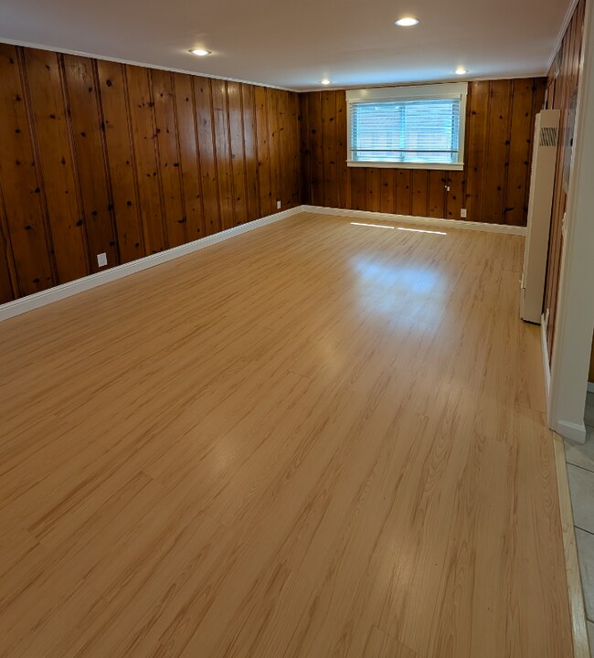 Foto del edificio - 4224 Cheeney St
