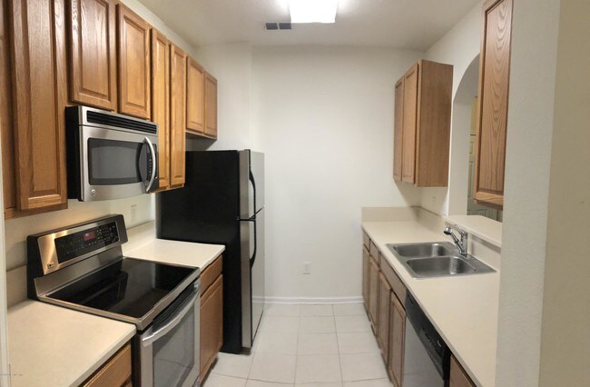 Foto del edificio - 7801 Point Meadows Dr