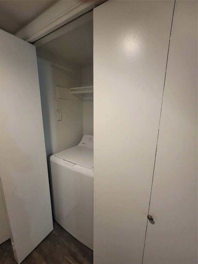 Foto del edificio - 7250 W Greens Rd