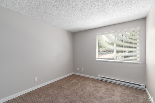 2BR, 1BA - 860SF - Second Bedroom - West End Apartments