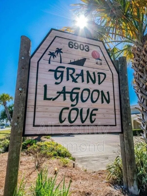 Foto del edificio - 6903 N Lagoon Dr