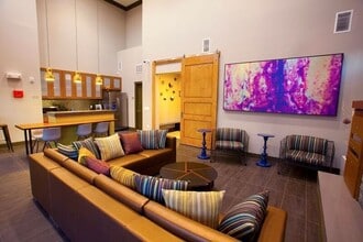 Building Photo - 817 Colcord Ave