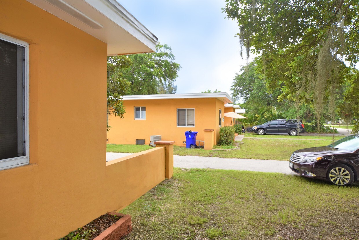 Foto del edificio - Lafayette Apartments