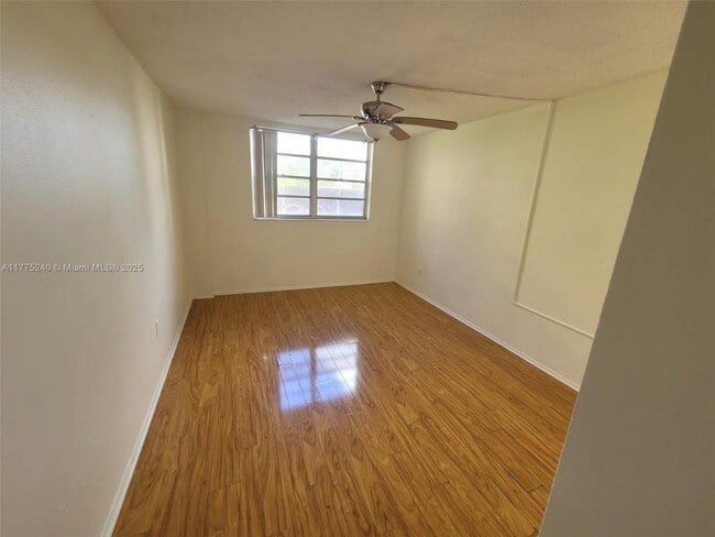 Foto del edificio - 2 bedroom in North Miami Beach FL 33162