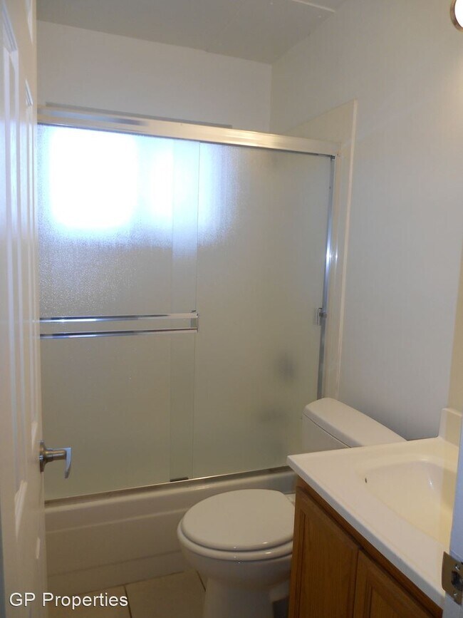 Foto del edificio - 1125 E 18th St