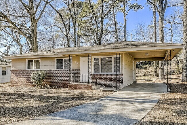 Foto del edificio - 1628 1st St NE