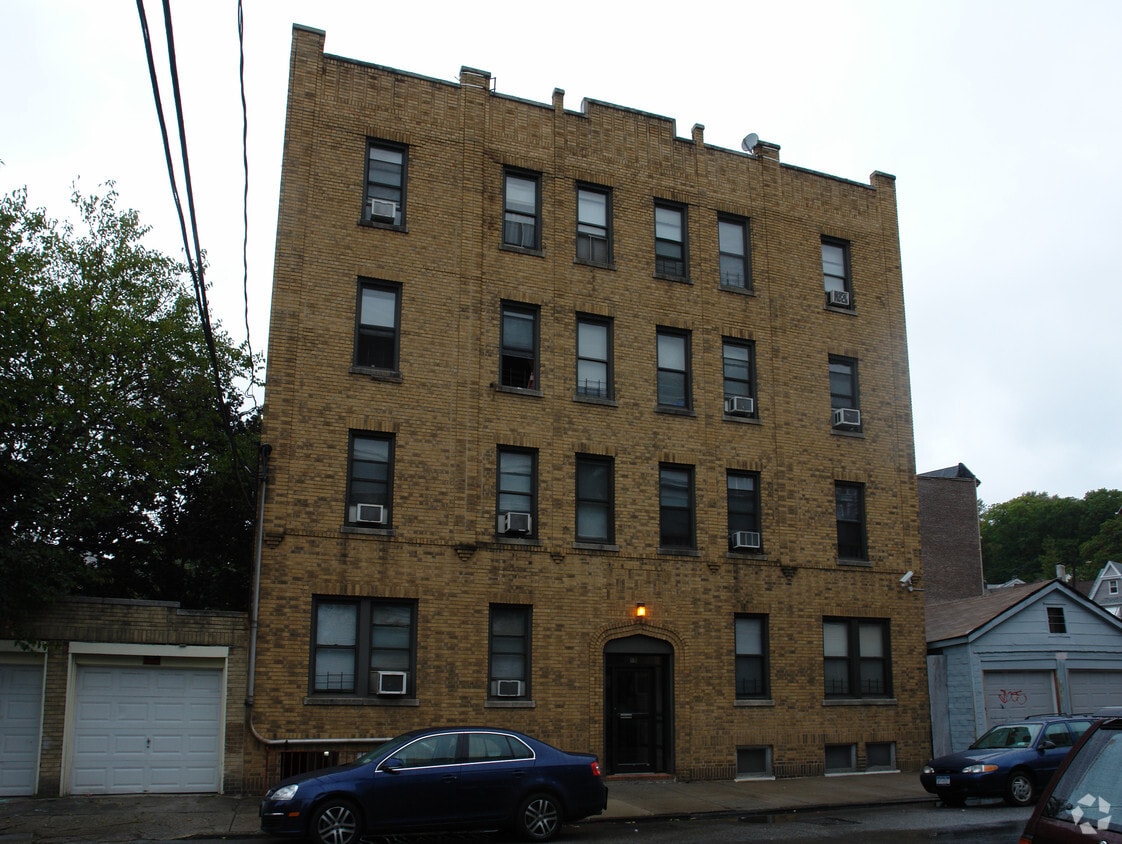 15 Radford St, Yonkers, NY 10705 Apartments in Yonkers, NY