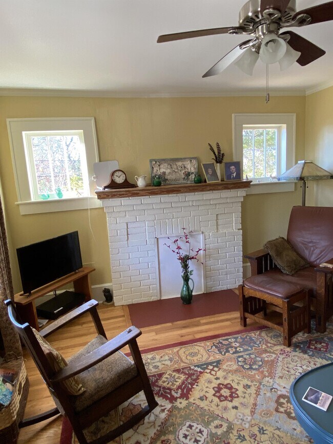 Foto del edificio - 146 Beaver Dr