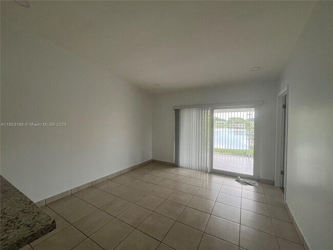 Foto del edificio - 14775 SW 80th St