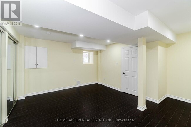 Building Photo - 6 Nova Scotia Rd