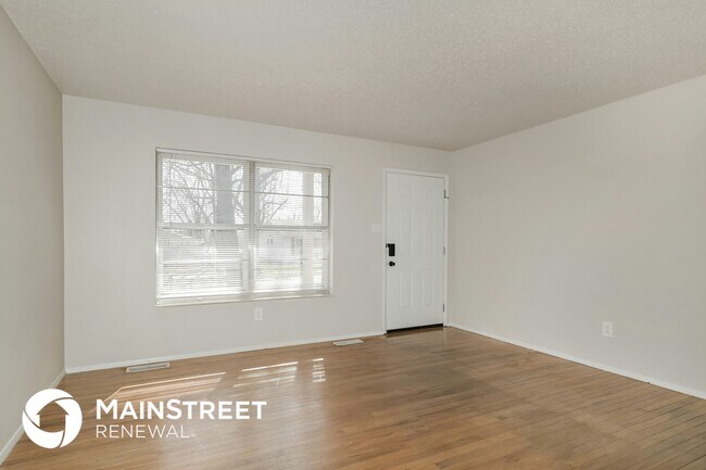 Foto del edificio - 6431 Brown Fox Dr