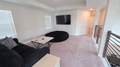 Building Photo - 2607 Rain Quail Ct
