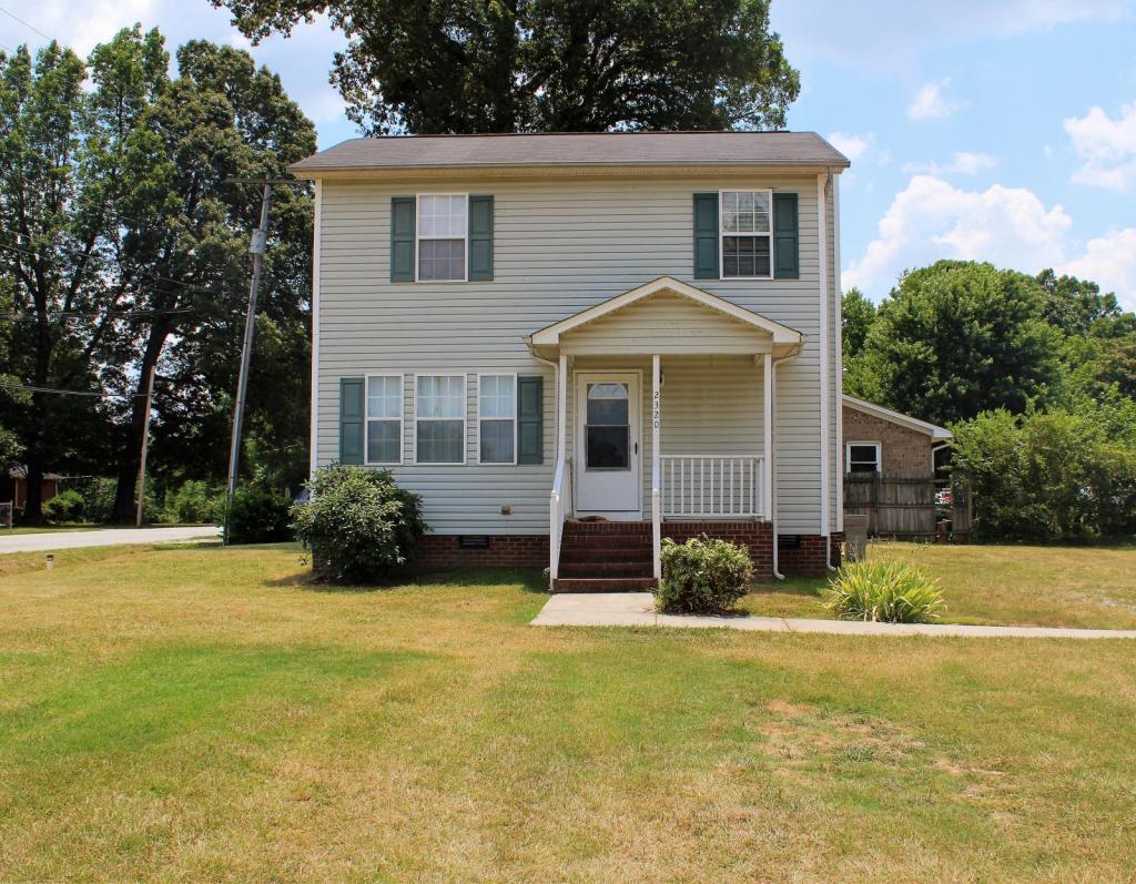 Primary Photo - 2320 Geddie Pl