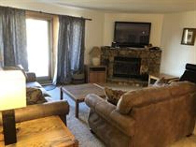 Foto del edificio - Wildernest 2 Bedroom 2 Bathroom includes all utilities!  Flexible lease terms.