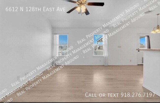 Foto del edificio - 6612 N 128th E Ave