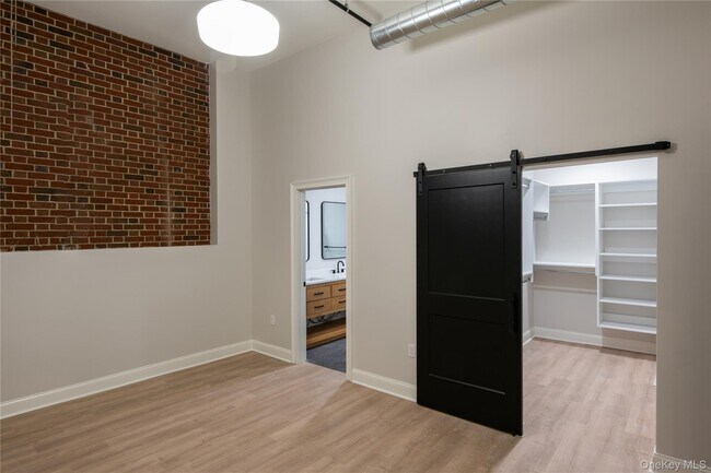 Foto del edificio - 17 Anya Ct