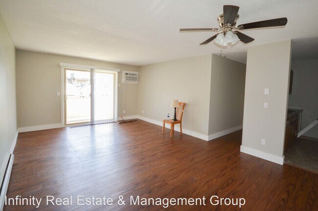 Building Photo - 2 br, 1 bath House - 2120 Valleyhigh Dr NW...