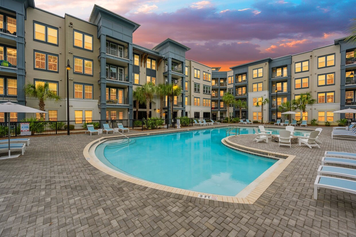 Primary Photo - The LOFTS at Seacrest Beach