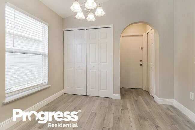 Foto del edificio - 1833 Corner Meadow Cir