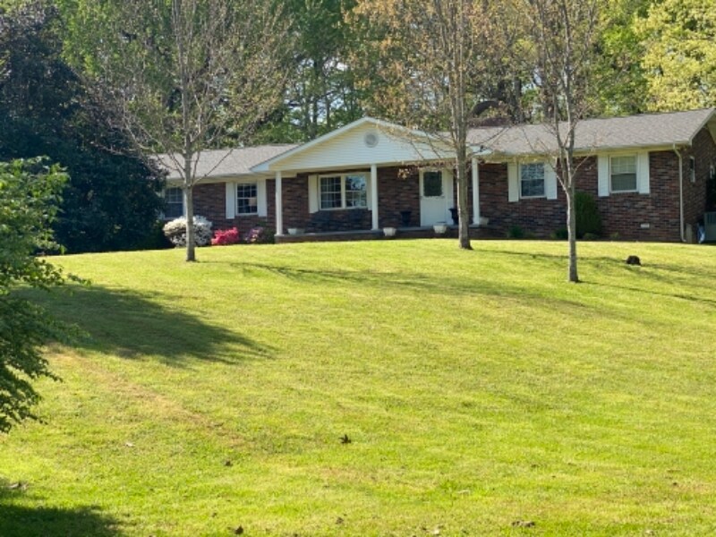 Primary Photo - 609 Herron Rd