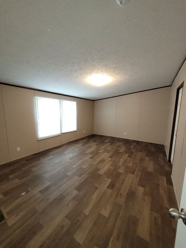 Building Photo - Madison County - Hull, Ga. –Three Bedroom ...