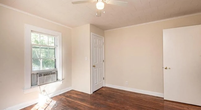 Building Photo - 1131 15th St SW