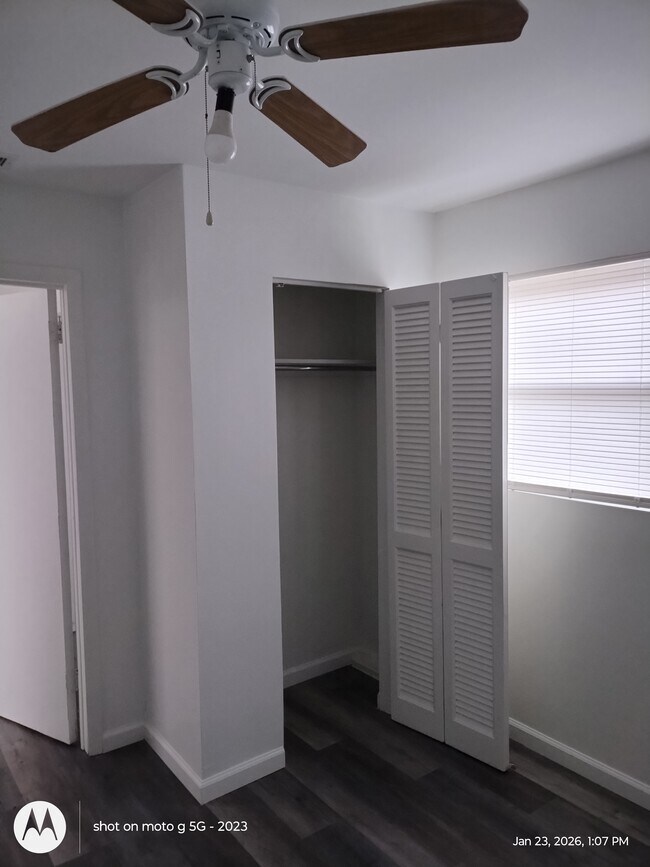 Foto del edificio - 111 Trudy Ave