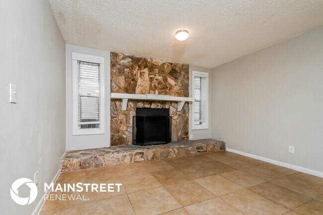 Foto del edificio - 1110 Londonwood St