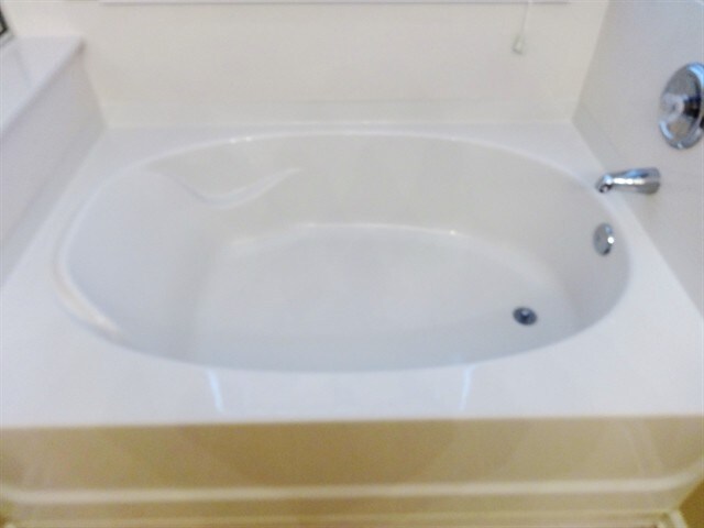 Foto del edificio - 5145 Torrey Ln