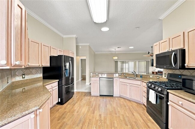 Building Photo - 1304 De La Garza Pl