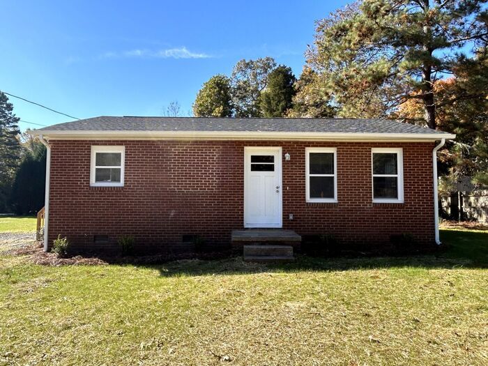 Primary Photo - 331 Peach Orchard Rd