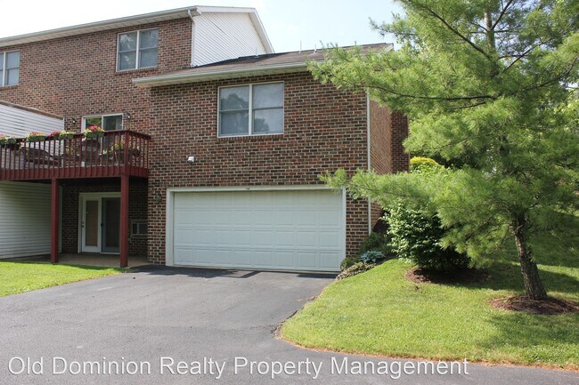 Building Photo - 3 br, 2.5 bath House - 273 Emerald Drive