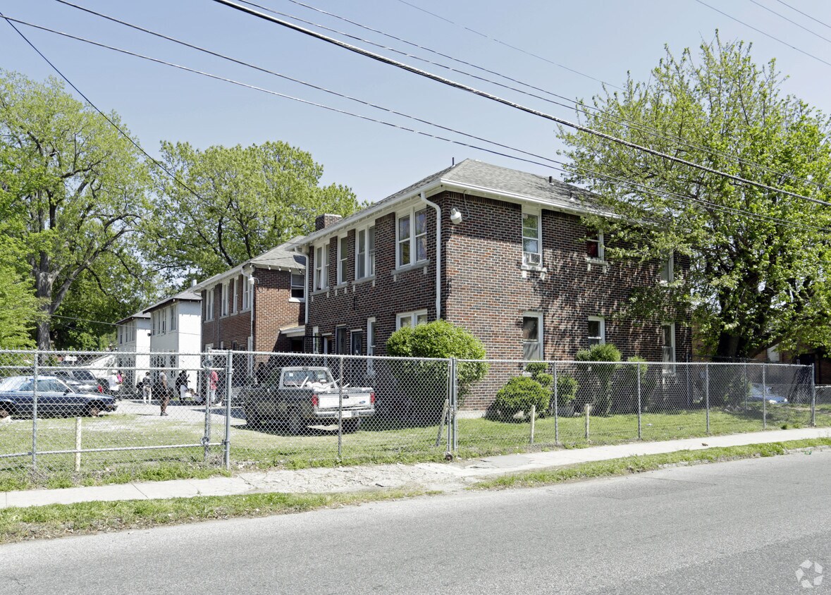 Foto del edificio - 1292 Court Ave
