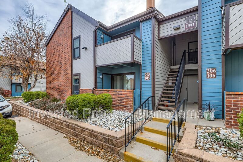 Foto principal - 11913 E Harvard Ave