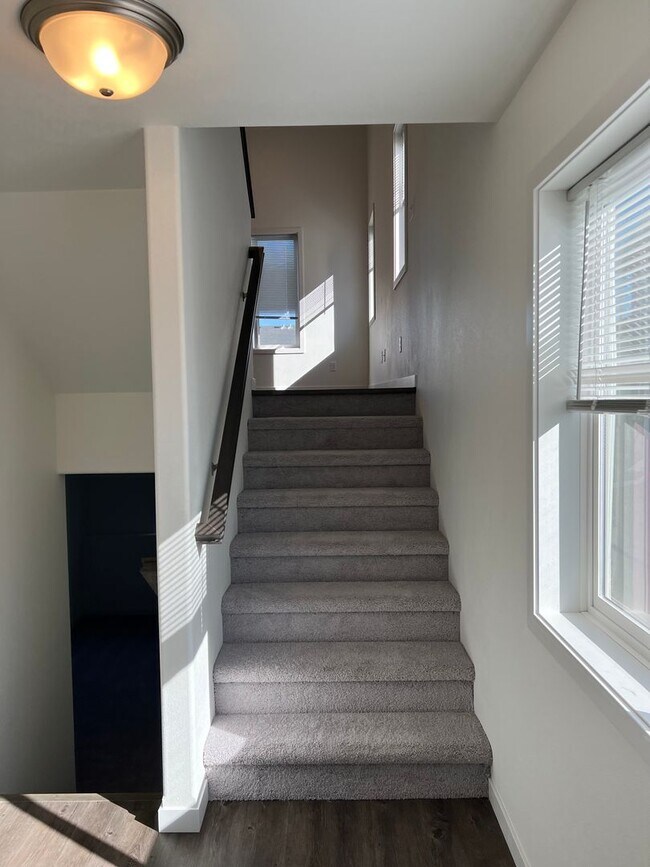 Foto del edificio - New 3 bedroom/2 bathroom house