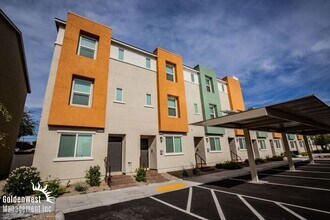 Building Photo - 5669 Fathom Blue St