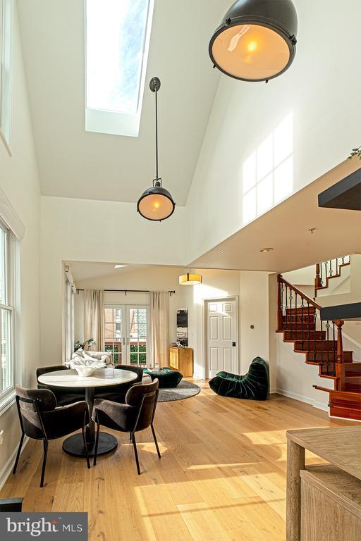 Foto del edificio - 3350 17th St NW