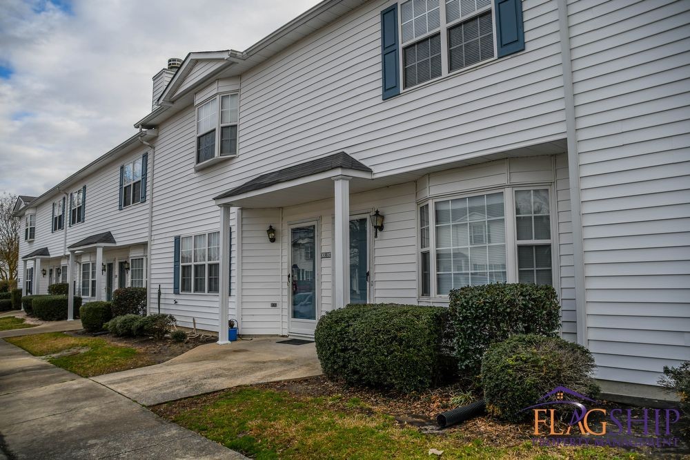 Foto principal - Townhouse In Sterling Pointe