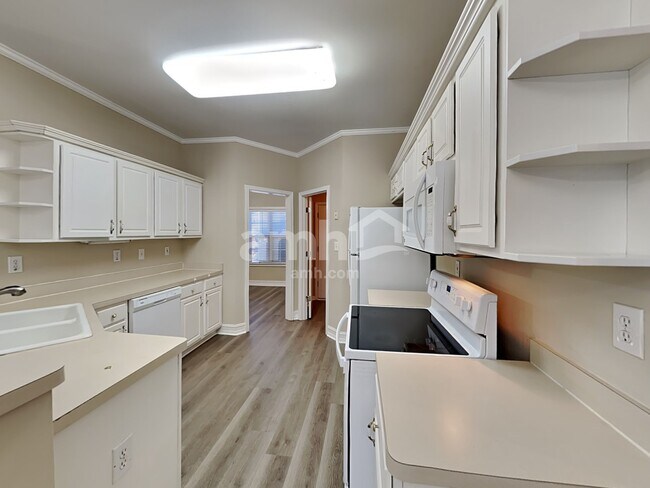 Foto del edificio - 153 Brookhaven Ln