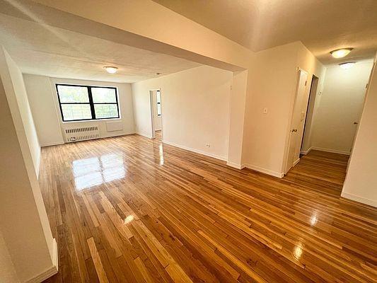 Foto del edificio - 1 bedroom in BRONX NY 10458