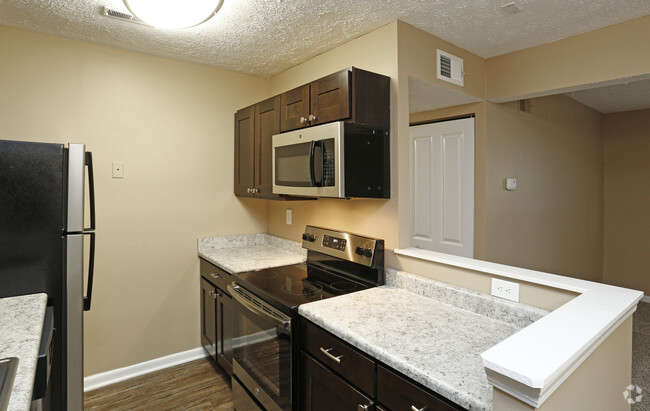 2BR, 1 BA - 832 SF - Furlong Trails Apartments